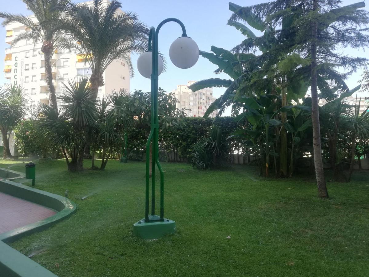 Cancun III Solo Familias Serviplaya Gandía Εξωτερικό φωτογραφία